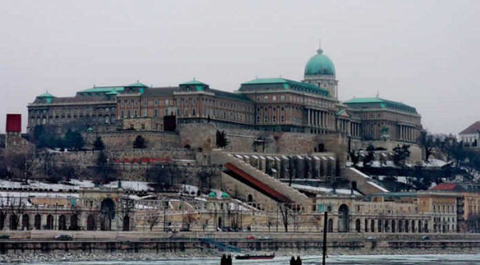visitar castillo de budapest